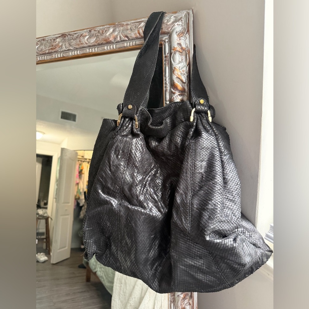 Gorgeous Jenrigo black snake skin bag XL